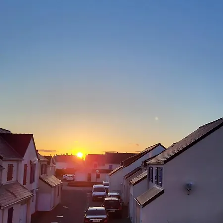 Duplex Proche Centre Avec Garage Et 2 King Size - Fr-1-843-43 *