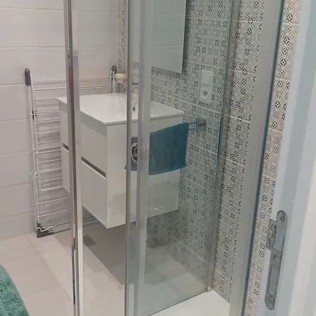 Duplex Proche Centre Avec Garage Et 2 King Size - Fr-1-843-43 Apartman *